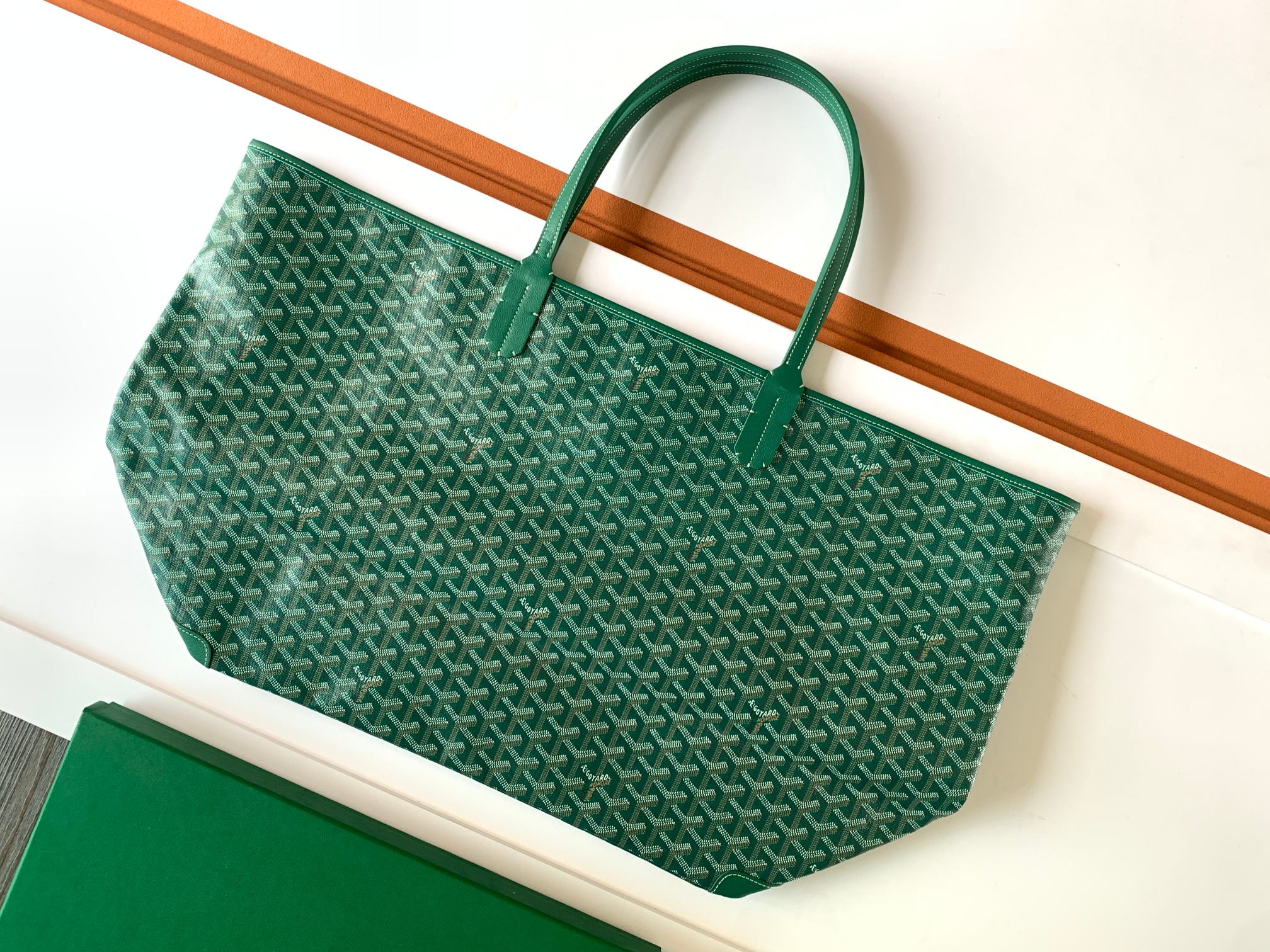 Artois GM Tote Bag In Green